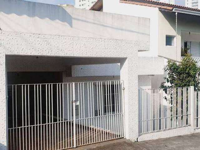 Casa à venda, com bom Terreno com 210m² localizado no Bairro Boa Vista em São Caetano do Sul - SP