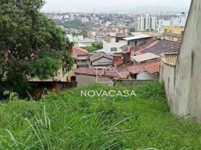 Terreno à venda, 387 m² por R$ 410.000 - Heliópolis - Belo Horizonte/MG