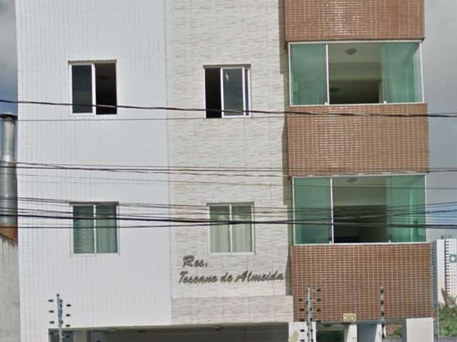 Apartamento para aluguel possui 82 metros 150mts do MAR com 3 quartos em Bessa - João Pessoa