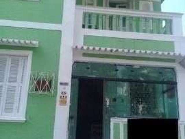 Casa à venda por R$ 800.000 em Centro, São Vicente/SP