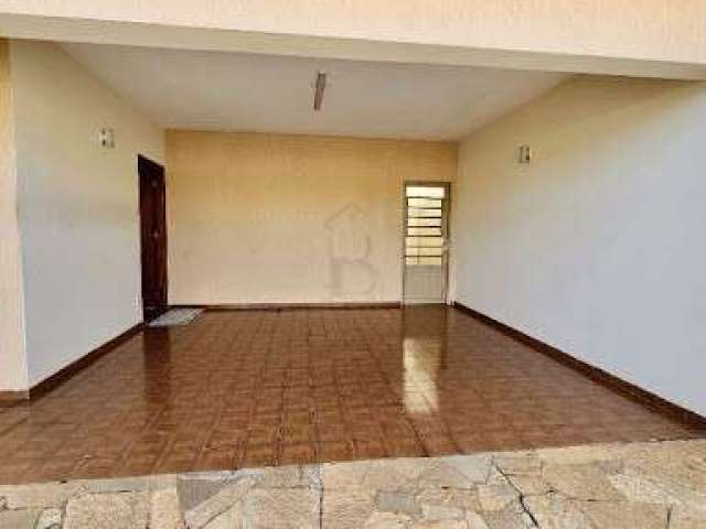 Casa com 3 dormitórios à venda, 170 m² de área construídapor R$ 430.000 - Jardim Aparecida Nasser - Marília/SP