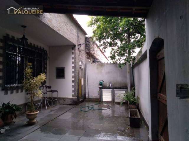 Casa à venda, 110 m² por R$ 990.000,00 - Vila Valqueire - Rio de Janeiro/RJ