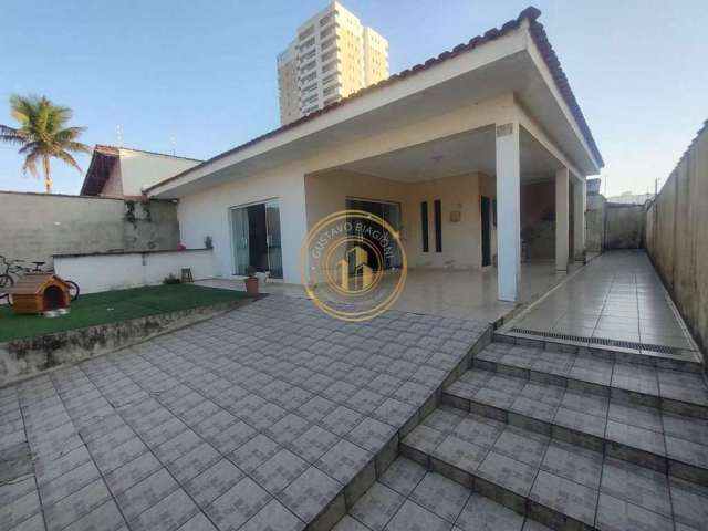Casa com 3 quartos à venda na Av. São Paulo, 2889, Jardim Aguapeu, Mongaguá, 176 m2 por R$ 600.000