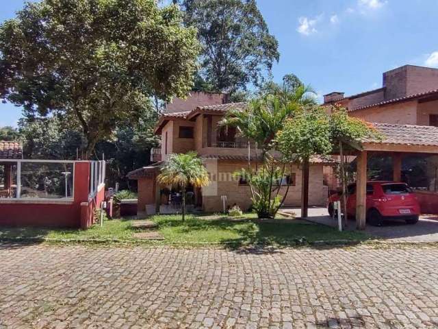 Casa à venda, 320 m² por R$ 1.980.000,00 - Chácara dos Lagos - Carapicuíba/SP