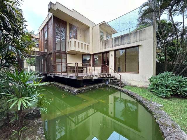 Casa com 3 dormitórios, 256 m² - venda por R$ 1.800.000,00 ou aluguel por R$ 8.420,00/mês - Vila Santo Antônio - Cotia/SP