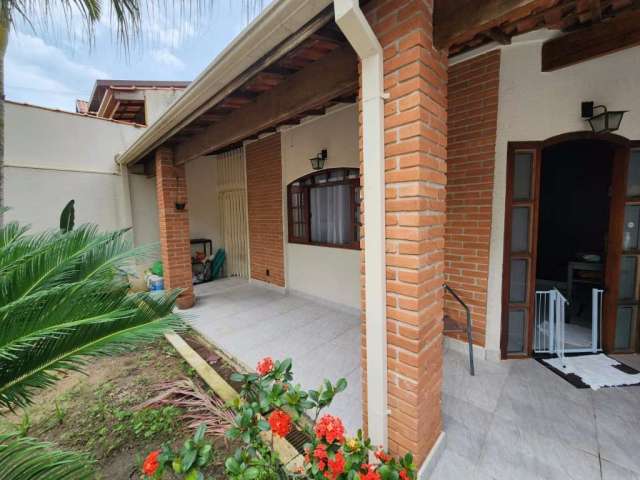 Casa com 3 quartos à venda no Urbanova, São José dos Campos  por R$ 1.380.000
