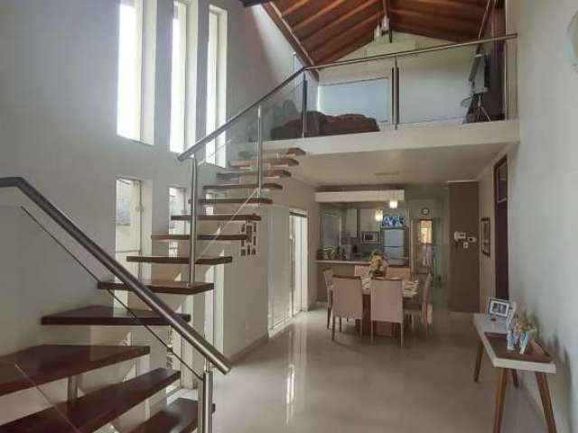 Casa com 3 quartos à venda na Rua Professora Alayde de Mello, Jardim Patrícia, Mogi Mirim por R$ 800.000