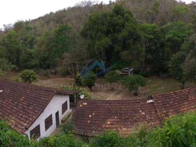 Chácara / sítio com 3 quartos à venda na Estrada Aristides Melo, Muriqui, Niterói, 24000 m2 por R$ 900.000