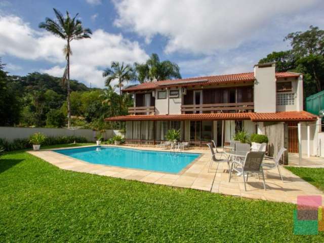 Casa em condomínio fechado com 4 quartos à venda na Rua de Toulon, 0, Saguaçu, Joinville por R$ 2.600.000