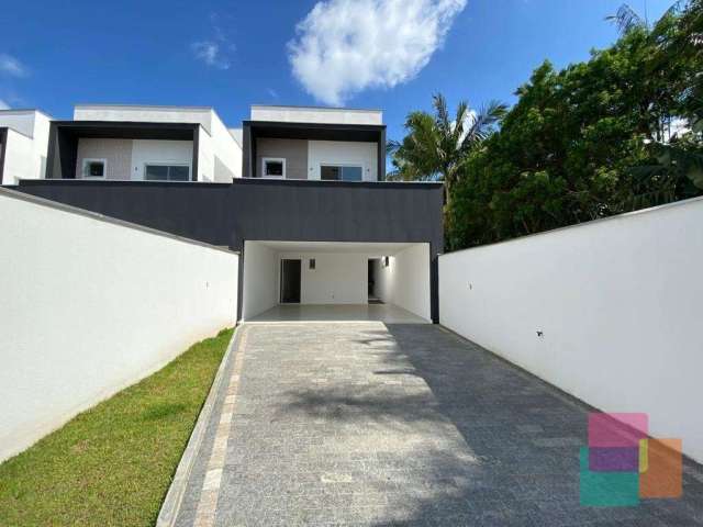 Casa com 3 quartos à venda na Rua Riachuelo, 0, Bom Retiro, Joinville por R$ 890.000