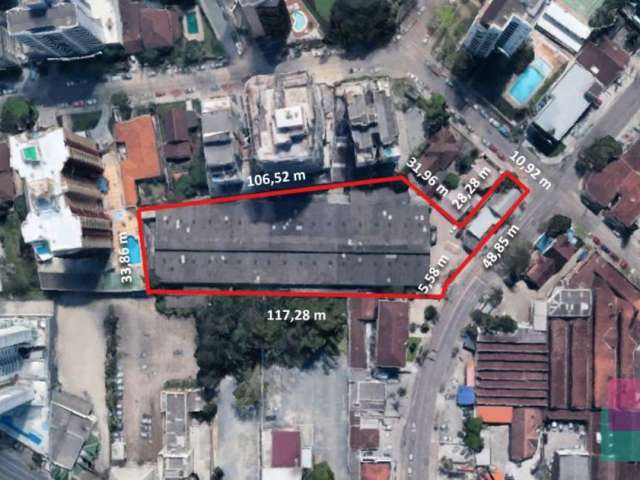 Terreno comercial à venda na Rua Duque de Caxias, 0, Centro, Joinville por R$ 20.140.000