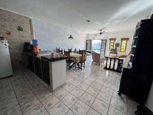 Apartamento à venda no Balneário Belmira Novaes em Peruíbe à 300m da praia