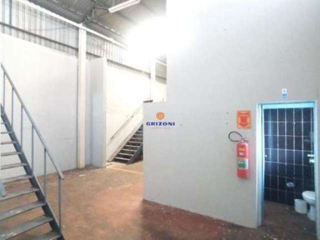 Barração geisel i 3 banheiros i 3 salas i 4 garagens 261m²
