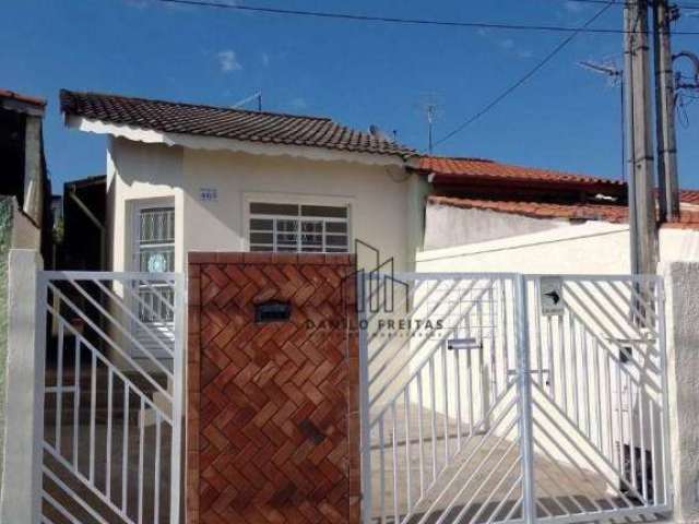Casa com 2 dormitórios à venda, 62 m² por R$ 420.000 - Jardim Alvinópolis - Atibaia/SP