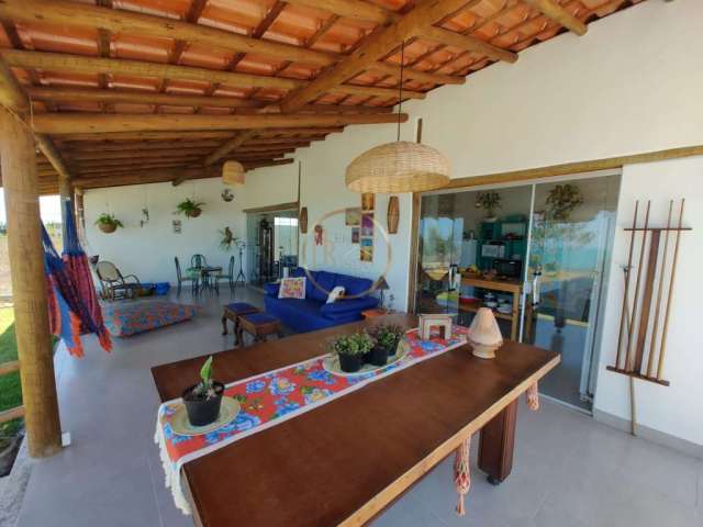 Casa de 2 dormitórios na Praia dos Lenções em Santa Cruz Cabrália - 175m² por R$ 1.297.000 para venda e locação