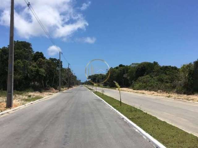 Lote/Terreno na Orla Taperapuã - Porto Seguro por R$170 mil para venda e locação