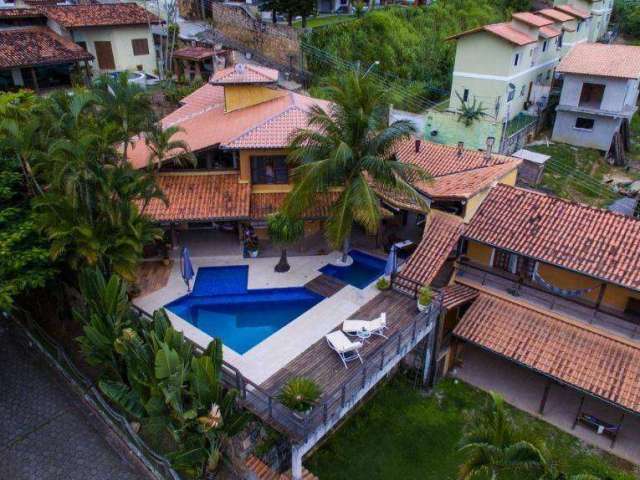 Casa com 10 dormitórios à venda, 450 m² por R$ 3.800.000,00 - São Francisco - São Sebastião/SP