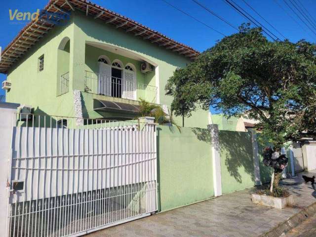 Casa com 4 dormitórios à venda, 268 m² por R$ 870.000,00 - Porto Grande - São Sebastião/SP