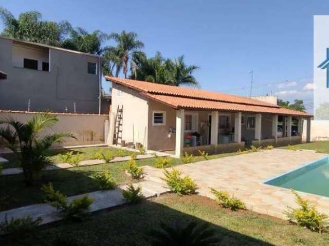 Casa com 2 dormitórios à venda, 188 m² por R$ 405.000,00 - Vila Menino Jesus - Caçapava/SP