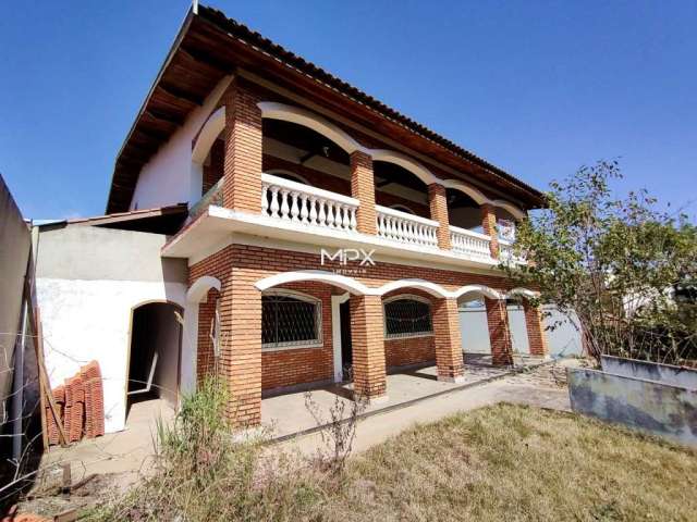 Casa com 6 quartos à venda no Jardim Porangaba, Águas de São Pedro  por R$ 750.000