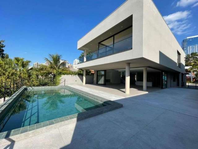 Casa com 5 dormitórios à venda, 1042 m² por R$ 12.500.000,00 - Alphaville Residencial Um - Barueri/SP