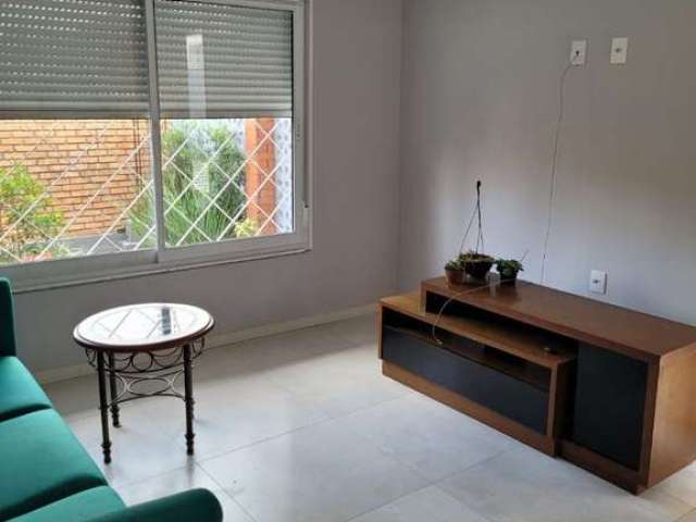 Casa semi-mobiliada para locação anual/venda com 3 dormitórios, - Fazenda - Itajaí/SC