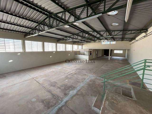 Barracão para alugar, 488 m² por R$ 5.728/mês - Distrito Industrial - Jaú/SP
