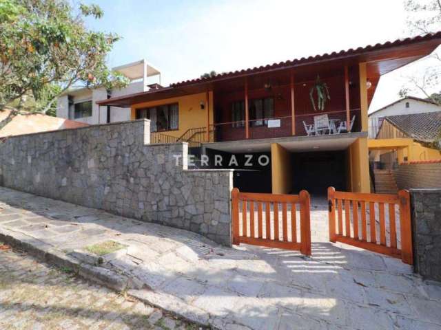 Casa Linear, 5 quartos, 250 m² Const. R$ 1.100.000 - Iucas - Teresópolis/RJ