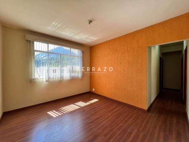 Apartamento à venda com 2 quartos, por R$295.000,00 - Tijuca - Teresópolis/RJ - Código 5333