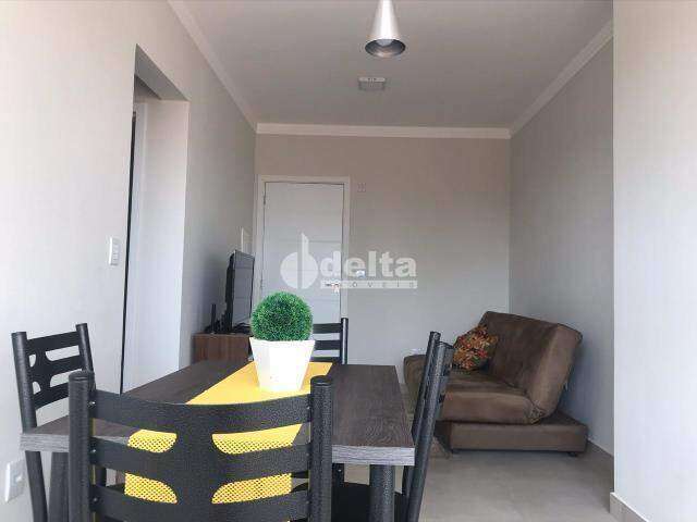 Apartamento à venda, 2 quartos, 1 suíte, 2 vagas, Conjunto Alvorada - Uberlândia/MG