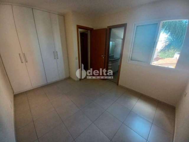 Apartamento para aluguel, 2 quartos, 1 suíte, 2 vagas, Copacabana - Uberlândia/MG