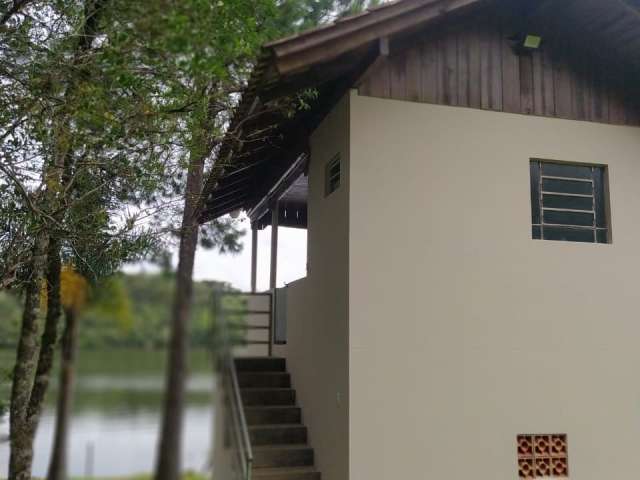 Alugo casa de temporada em rio bonito recanto das tiribas!!!
