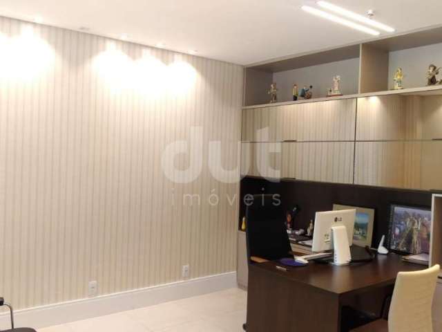 Sala comercial para alugar na Rua Fioravante B Maglio, 322, Vila Nova Valinhos, Valinhos, 30 m2 por R$ 3.000