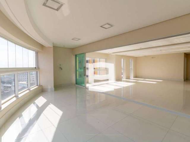 Apartamento com 3 Suites à venda, 256,00 m² por R$ 1.800.000 - Centro - Apucarana/PR