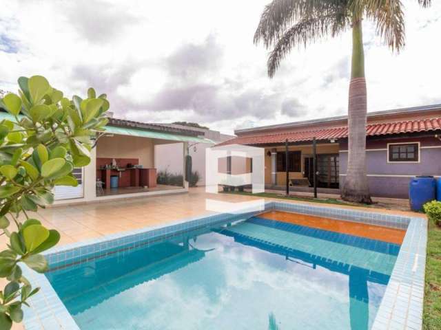 Casa com 3 dormitórios à venda, 230 m² por R$ 490.000,00 - Jardim Cidade Alta - Apucarana/PR