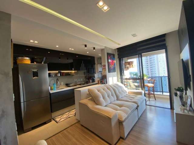 Apartamento à venda na Avenida Londrina, 768, Zona 08, Maringá por R$ 550.000