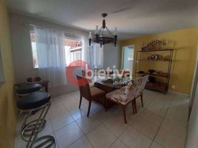 Casa com 6 dormitórios à venda, 185 m² por R$ 850.000,00 - Peró - Cabo Frio/RJ