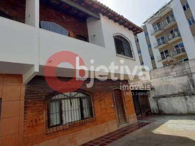 Casa com 3 dormitórios à venda, 100 m² por R$ 550.000,00 - Braga - Cabo Frio/RJ