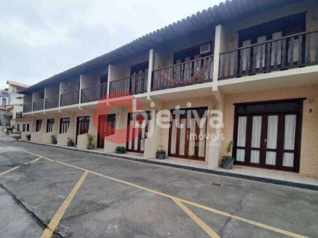 Casa com 2 dormitórios à venda, 80 m² por R$ 350.000,00 - Peró - Cabo Frio/RJ
