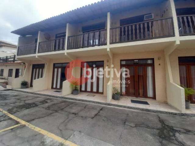 Casa com 2 dormitórios à venda, 100 m² por R$ 320.000,00 - Peró - Cabo Frio/RJ