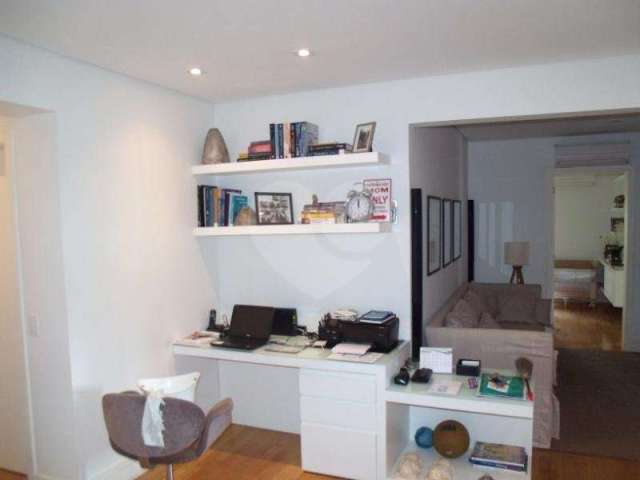 Apartamento com 4 quartos à venda na Rua Professor Alexandre Correia, 530, Jardim Vitoria Regia, São Paulo, 280 m2 por R$ 2.799.000