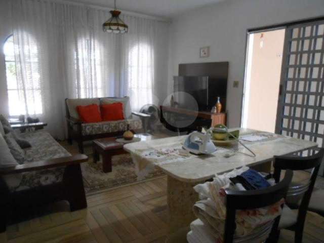 Casa com 4 quartos à venda na Rua Jamunda, 100, Vila Mazzei, São Paulo, 140 m2 por R$ 725.000