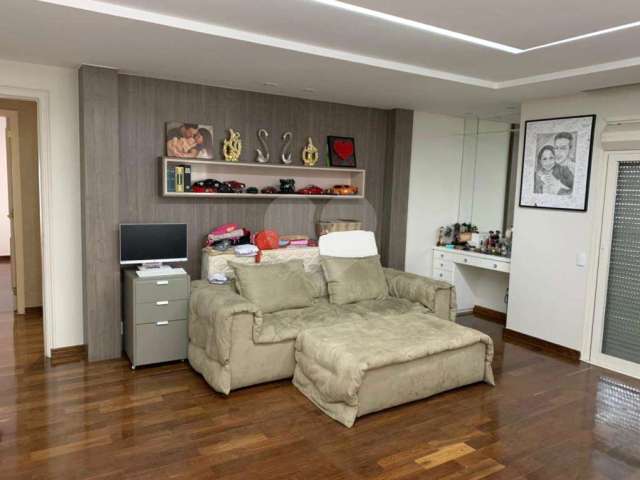 Apartamento com 3 quartos à venda na Rua Dona Luiza Tolle, 156, Santana, São Paulo, 300 m2 por R$ 2.200.000