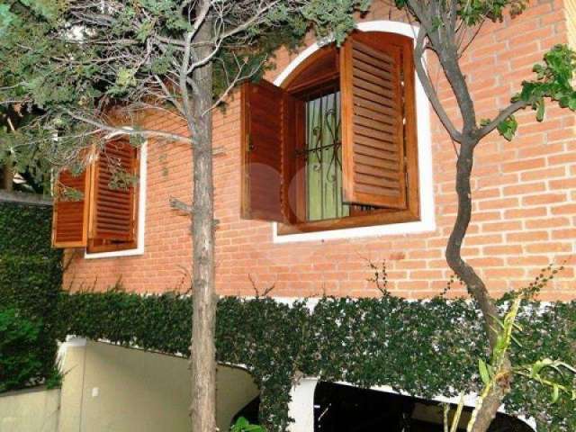 Casa com 8 quartos à venda na Rua Xavier da Veiga, 109, Santana, São Paulo, 300 m2 por R$ 1.450.000