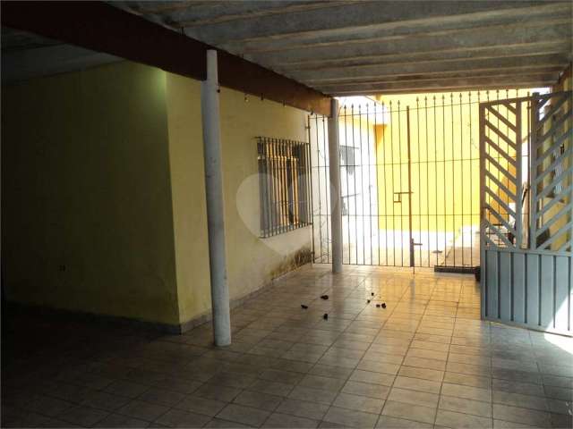 Casa com 3 quartos à venda na Rua Imperatriz, 313, Santo Antônio, Osasco, 300 m2 por R$ 430.000