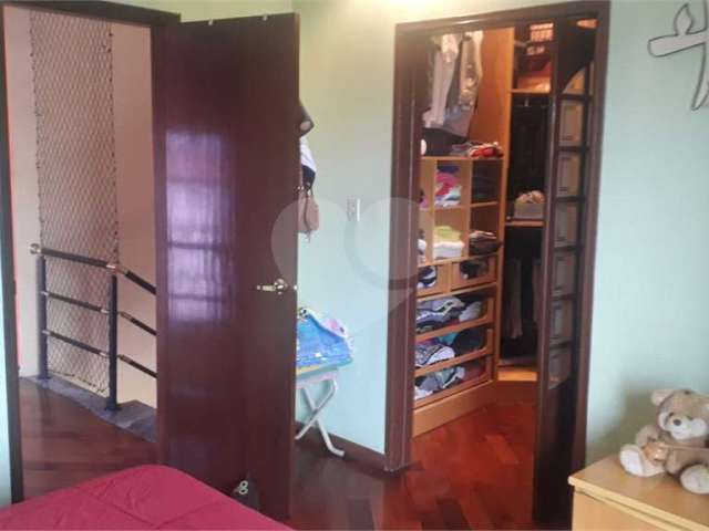 Casa com 3 quartos para alugar na Rua Três Pedras, 1002, Vila Alpina, São Paulo, 226 m2 por R$ 5.000