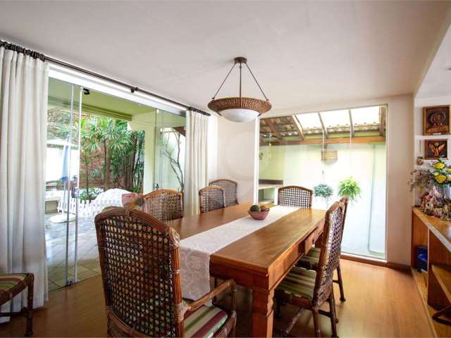 Casa em condomínio fechado com 4 quartos à venda na Rua Francisco da Silva Pontes, 274, Jardim Flórida, São Roque, 357 m2 por R$ 1.280.000