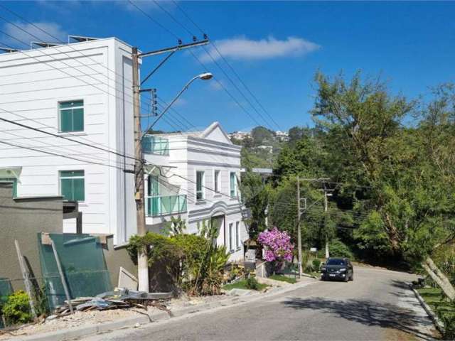 Casa em condomínio fechado com 5 quartos à venda na Estrada do Itapeti, 100, Parque Residencial Itapeti, Mogi das Cruzes, 352 m2 por R$ 1.800.000