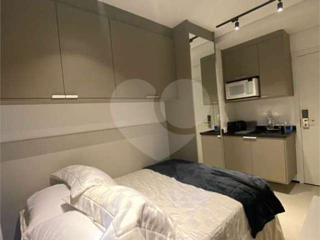 Apartamento para alugar na Rua Frei Caneca, 645, Consolação, São Paulo, 32 m2 por R$ 5.000