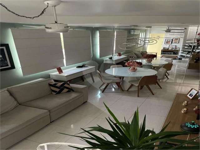Apartamento com 4 quartos à venda na Avenida Senador Pinheiro Machado, 747, Campo Grande, Santos, 240 m2 por R$ 1.490.000